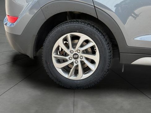 Used 2017 Hyundai Tucson SE FWD image 8