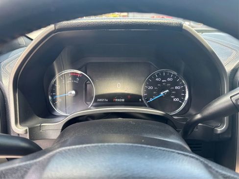 Used 2021 Ford F250 Platinum w/ Tremor Off-Road Package AWD/4WD image 18