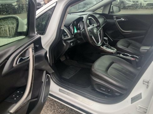 Used 2017 Buick Verano Leather FWD image 9