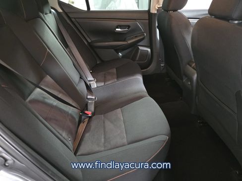 Used 2023 Nissan Sentra SR FWD image 16