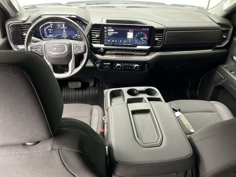 Certified 2025 GMC Sierra 2500 SLE w/ SLE Value Package; AWD/4WD image 18