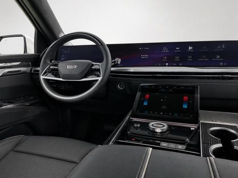 Used 2025 Cadillac Escalade Sport AWD/4WD image 31