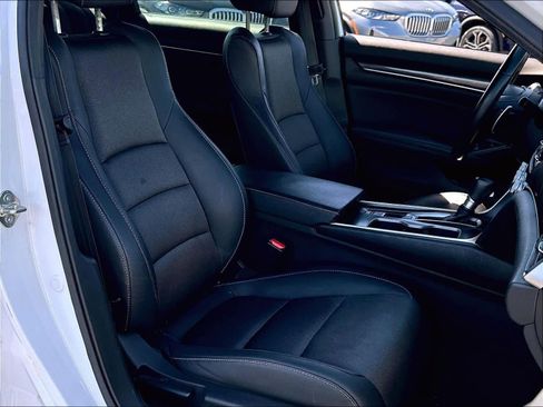 Used 2019 Honda Accord Sport image 29