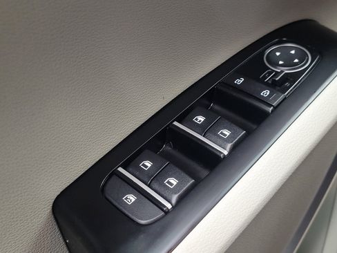 Used 2025 Kia Soul LX image 27