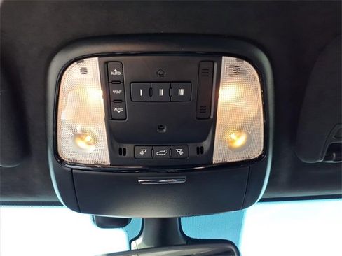 Used 2022 Dodge Durango Citadel image 26