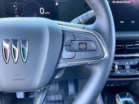Used 2026 Buick Envista Sport Touring w/ Convenience I Package FWD image 18