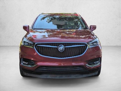 Used 2021 Buick Enclave Essence w/ Sound and Sites Package FWD image 2