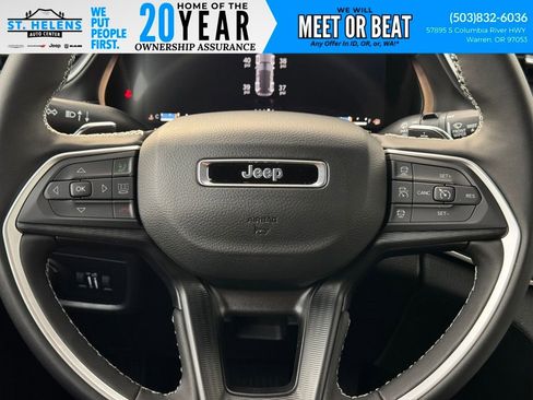New 2025 Jeep Grand Cherokee Laredo X w/ Luxury Tech Group I image 24