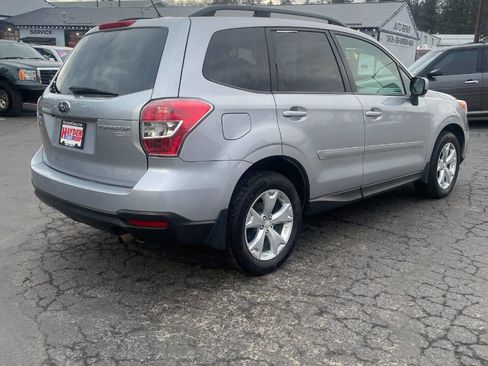 Used 2014 Subaru Forester 2.5i Premium w/ All-Weather Package image 11