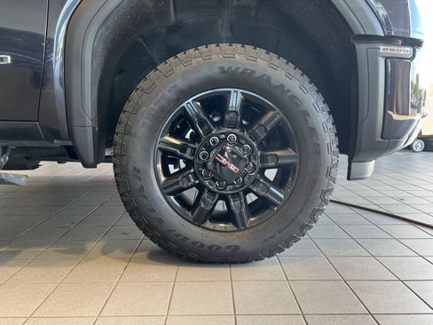 Used 2024 GMC Sierra 2500 AT4 w/ Max Trailering Package AWD/4WD image 11