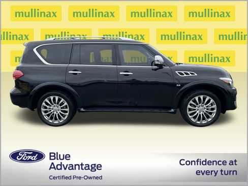Used 2017 INFINITI QX80 4WD w/ Driver Assistance Package image 2