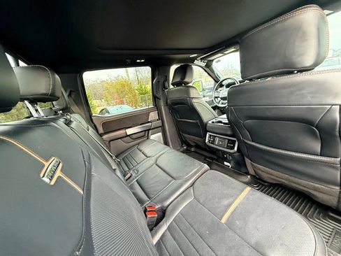 Used 2024 Ford F250 Platinum w/ Tremor Off-Road Package image 37