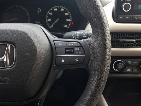 Used 2023 Honda HR-V LX image 21