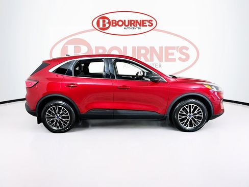 Used 2022 Ford Escape SE image 10