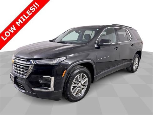 Used 2023 Chevrolet Traverse LT image 4