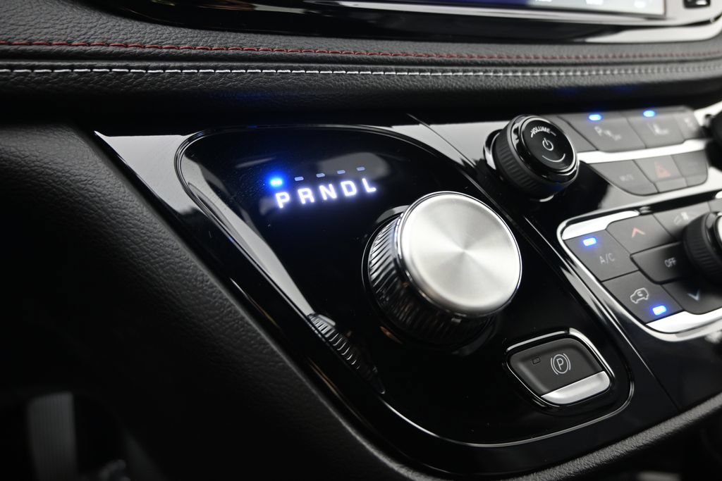 New 2027 Chrysler Pacifica Select AWD/4WD image 29