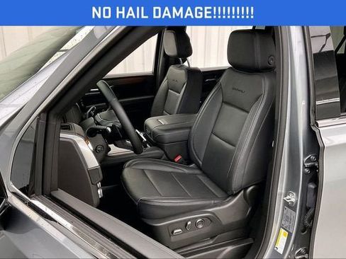 Certified 2025 GMC Yukon XL Denali AWD/4WD image 8