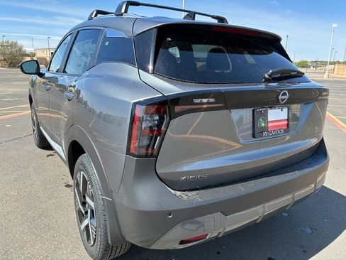 New 2026 Nissan Kicks SV w/ Cold Weather Package FWD image 4