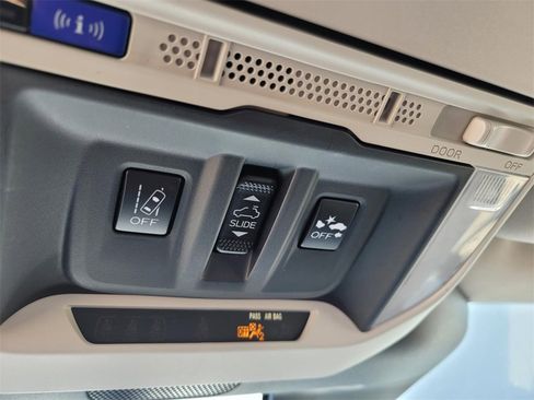 Used 2024 Subaru Forester Limited image 26