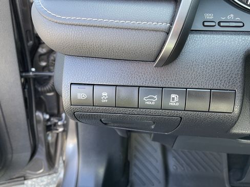Certified 2023 Toyota Camry SE AWD/4WD image 25