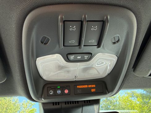New 2026 GMC Canyon Elevation w/ LPO, Sports Bar Package AWD/4WD image 35