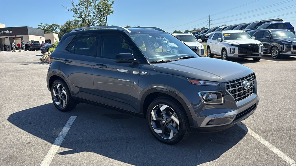 Certified 2026 Hyundai Venue SEL FWD image 1