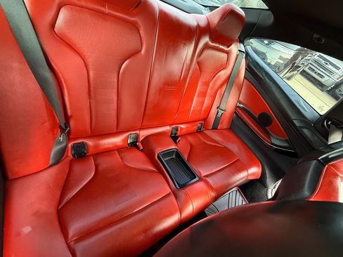 Used 2015 BMW M4 Coupe image 16