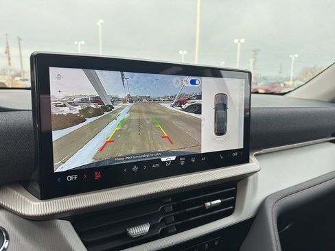 New 2026 Ford Explorer Active w/ Active Comfort Package image 19