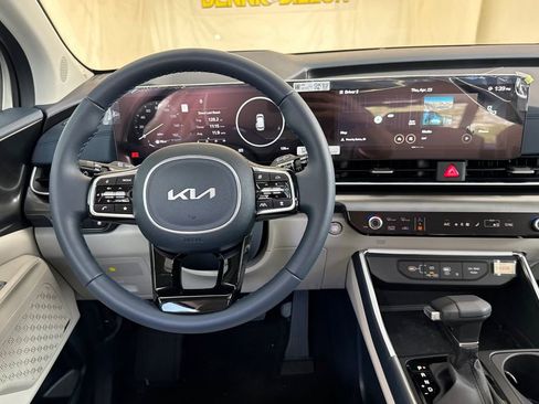 New 2025 Kia Carnival SX Prestige FWD image 14