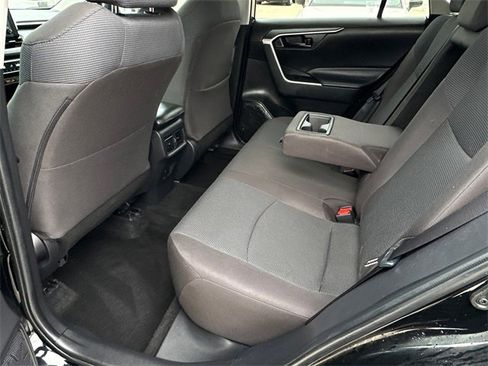 Certified 2022 Toyota RAV4 LE image 16