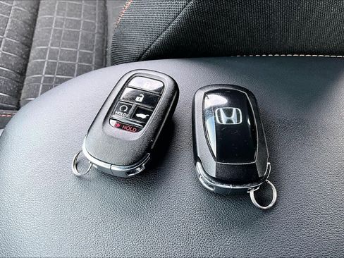 Used 2024 Honda HR-V Sport image 15