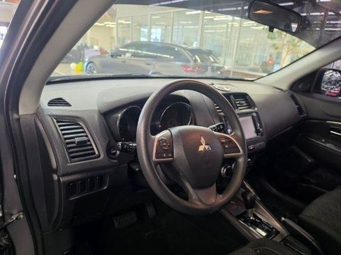 Used 2020 Mitsubishi Outlander Sport ES FWD image 14