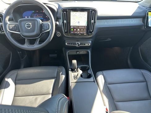 New 2026 Volvo XC40 B5 Core w/ Protection Package Premier AWD/4WD image 13