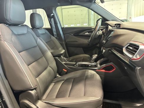 Used 2023 Chevrolet TrailBlazer RS w/ Convenience Package AWD/4WD image 34
