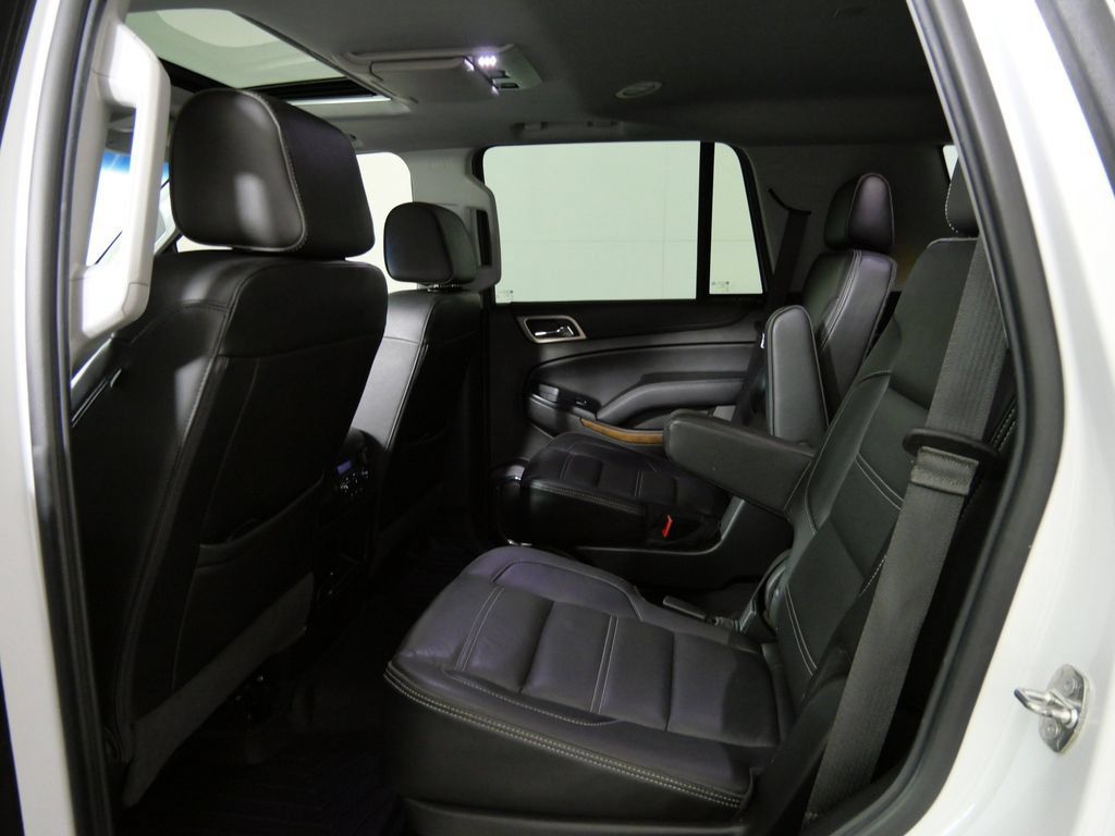 Used 2020 GMC Yukon Denali w/ Denali Ultimate Package AWD/4WD image 24