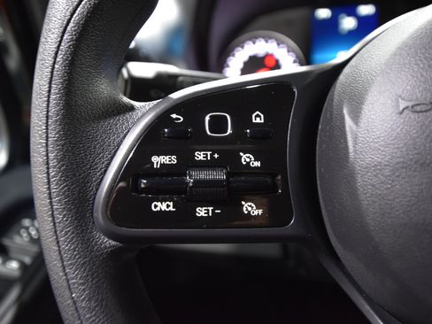 Used 2023 Mercedes-Benz Sprinter 2500 image 19