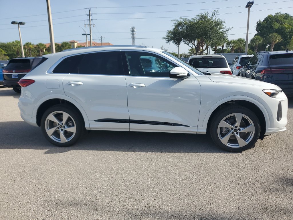 New 2026 Audi Q5 Premium Plus AWD/4WD image 4