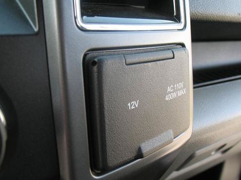 Used 2019 Ford F150 XLT w/ Equipment Group 302A Luxury AWD/4WD image 51