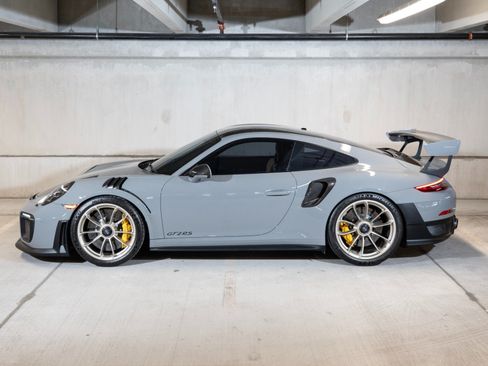 Certified 2019 Porsche 911 GT2 RS RWD image 2