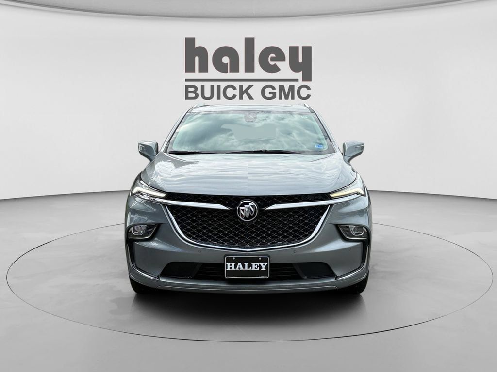 Used 2024 Buick Enclave Avenir w/ LPO, Floor Liner Package FWD image 8