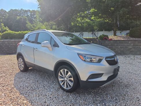 Used 2020 Buick Encore Preferred w/ Safety Package AWD/4WD image 24