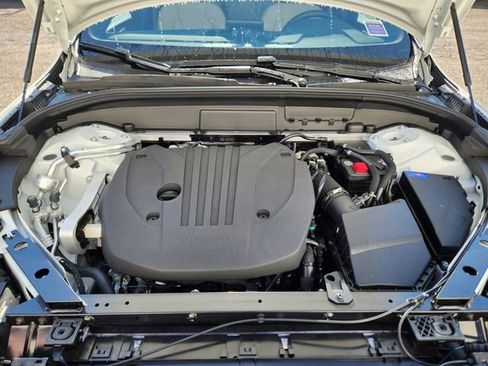 New 2026 Volvo XC60 B5 Plus w/ Protection Package Premier image 20