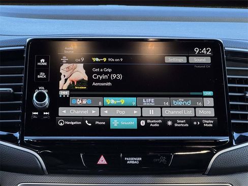 Used 2025 Honda Ridgeline TrailSport image 3