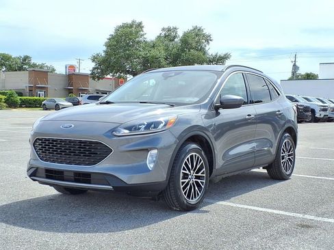 Used 2022 Ford Escape SEL FWD image 3