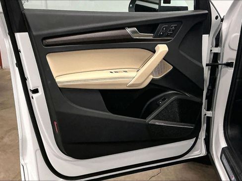 Certified 2023 Audi Q5 2.0T Premium Plus w/ Premium Plus Package image 26