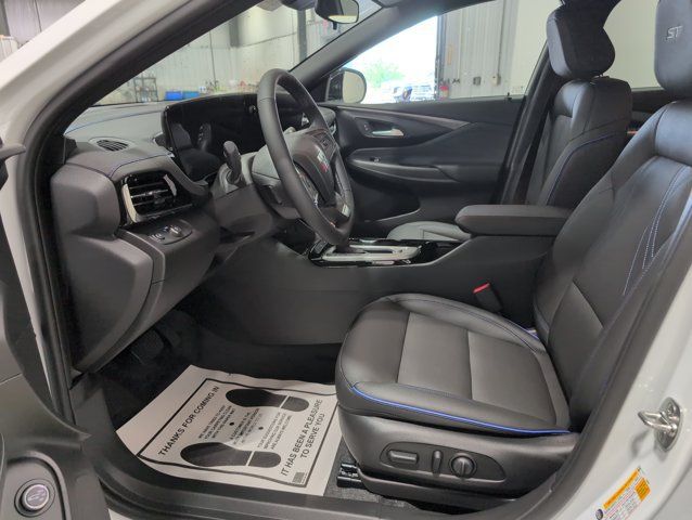 New 2026 Buick Envista Sport Touring w/ Convenience I Package FWD image 12