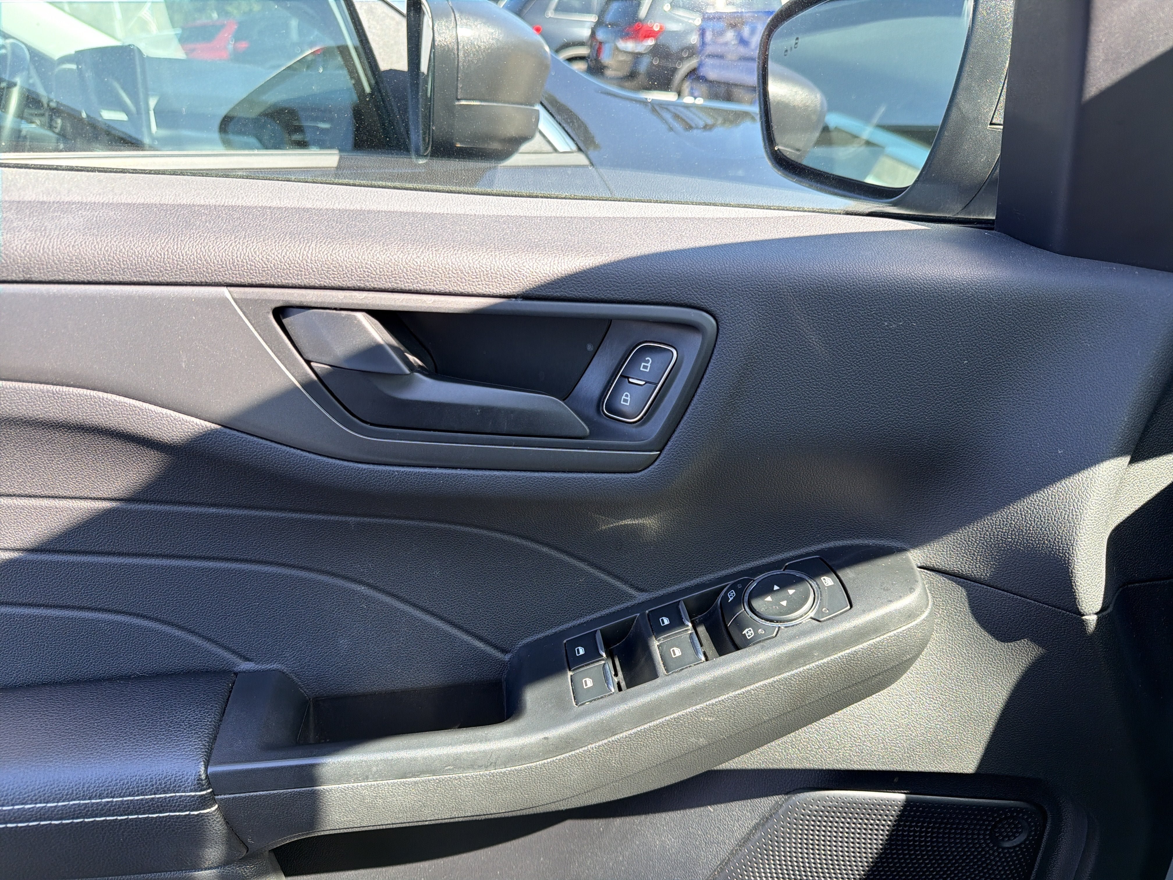 Used 2023 Ford Escape Active AWD/4WD image 14