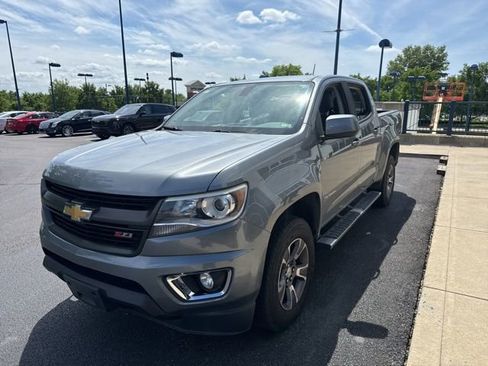 Used 2018 Chevrolet Colorado Z71 AWD/4WD image 1