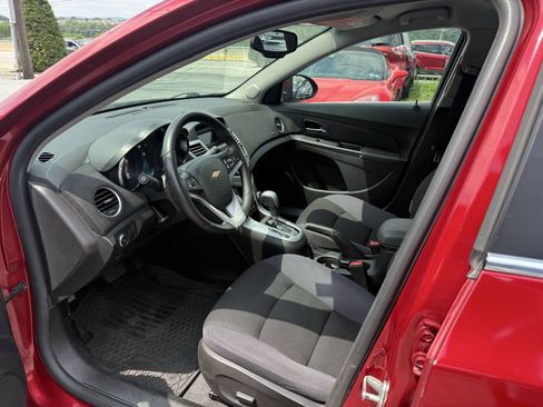 Used 2014 Chevrolet Cruze LT w/ RS Package FWD image 11
