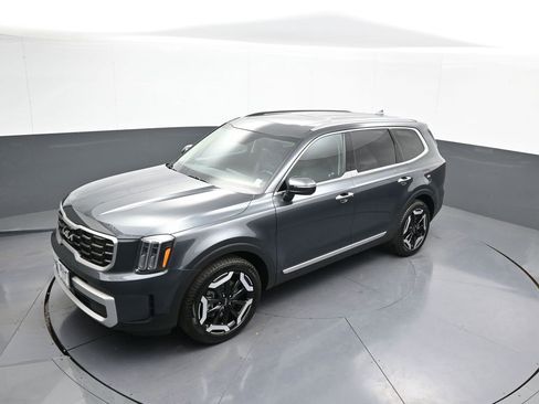 Used 2024 Kia Telluride S w/ S Sunroof Package image 35